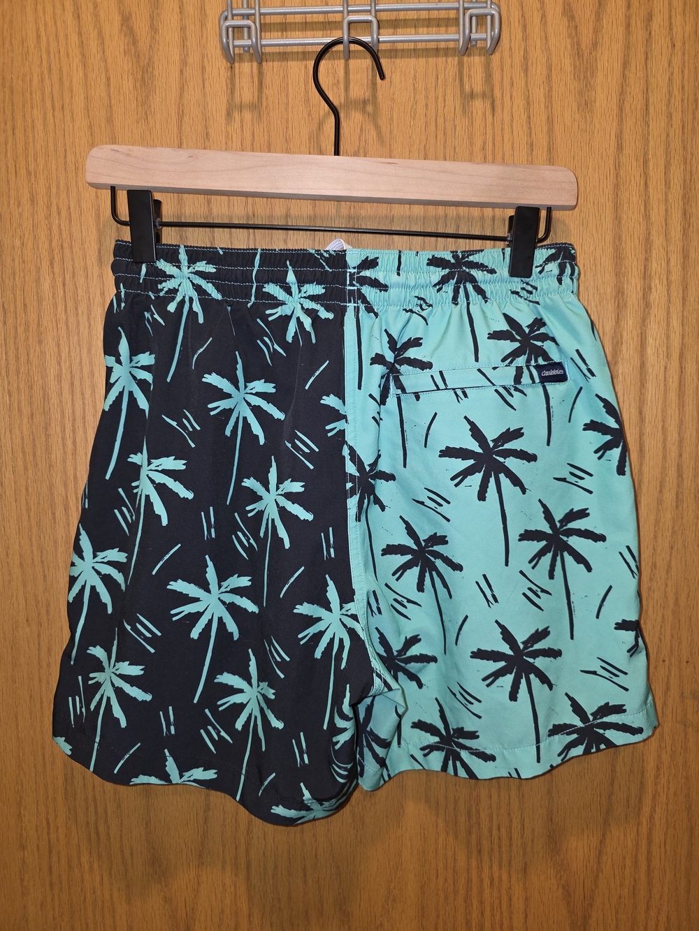 chubbies Two-Tone Palm Print Swim Trunks - Aqua & Black - Picture 4 of 4